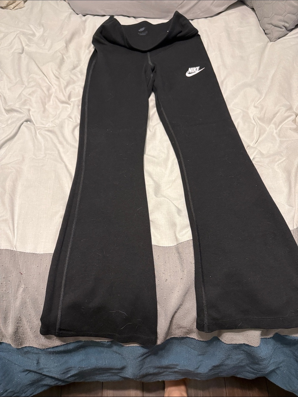 Nike Kids Black Flared leggings with White Logo